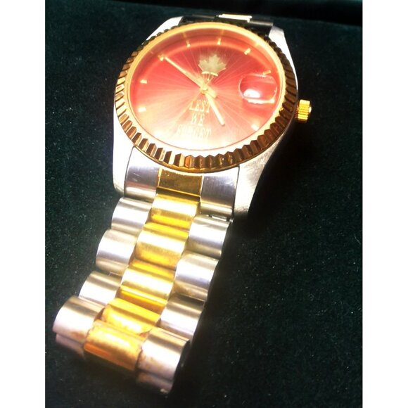 Watch Canadian Lest We Forget Commemorative Stainless Steel Vintage Limited Ed. - Picture 8 of 9